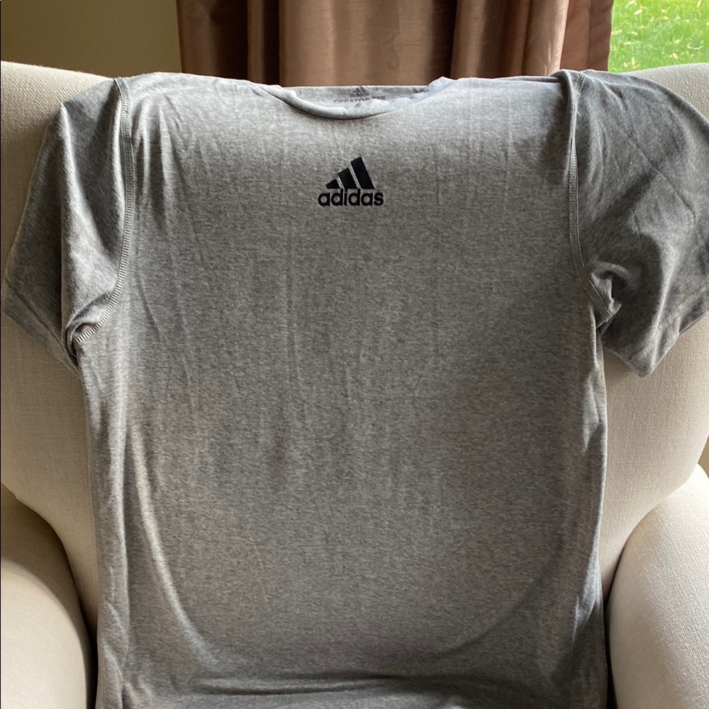 Adidas Gray Short Sleeve Tee Classic Crew Neck